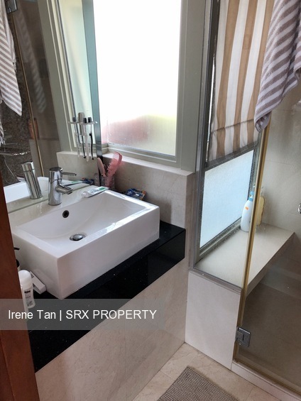Suites Twenty-Two (D15), Apartment #212681131